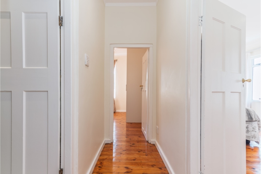 3 Bedroom Property for Sale in Cairnside Western Cape